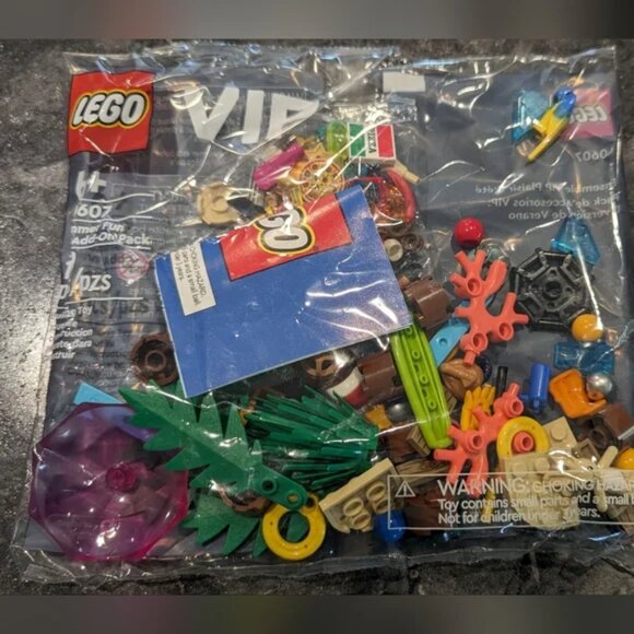 Lego VIP Summer Add on pack brand new - Picture 1 of 4